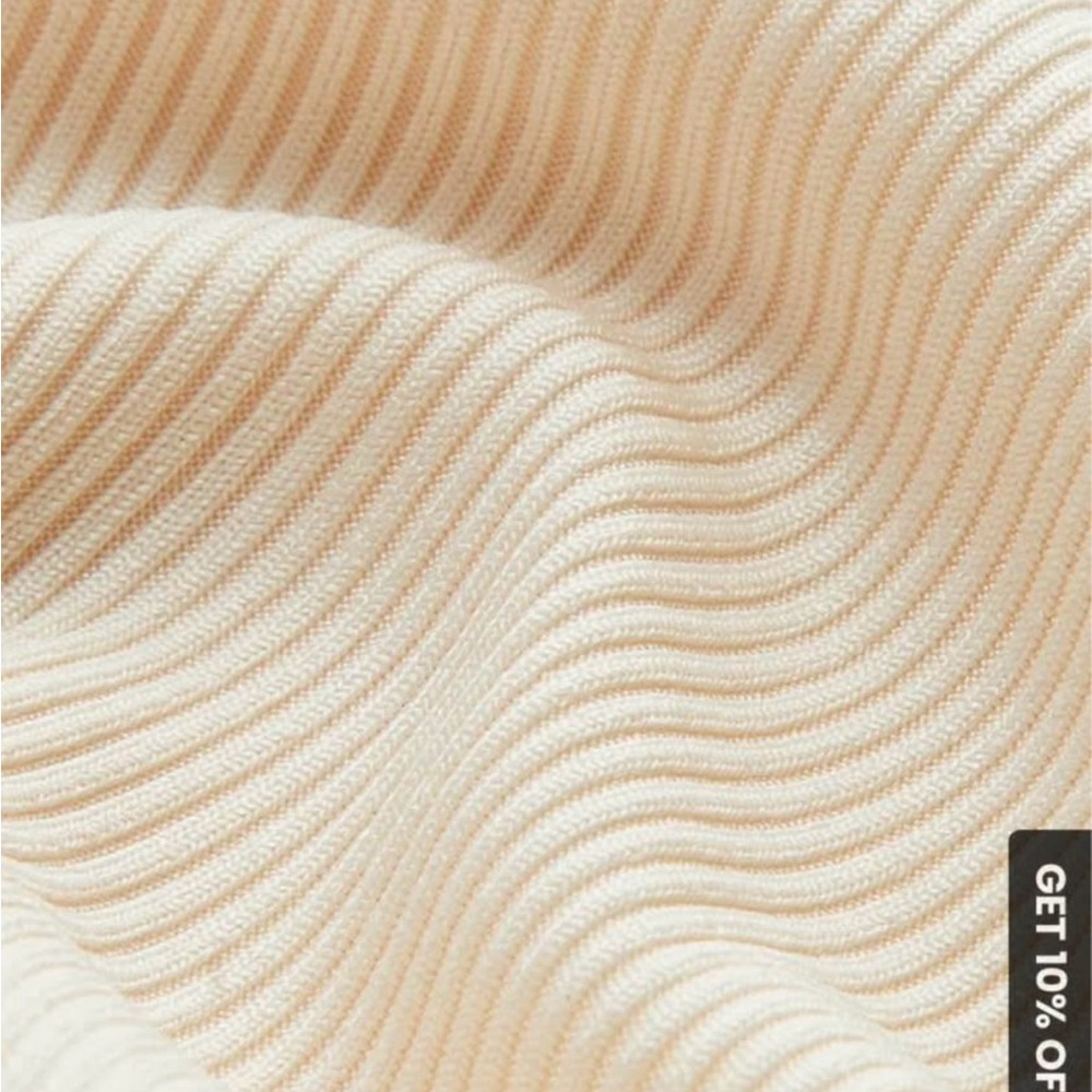 Elegant White Halter Midi Dress - Picture 4 of 5